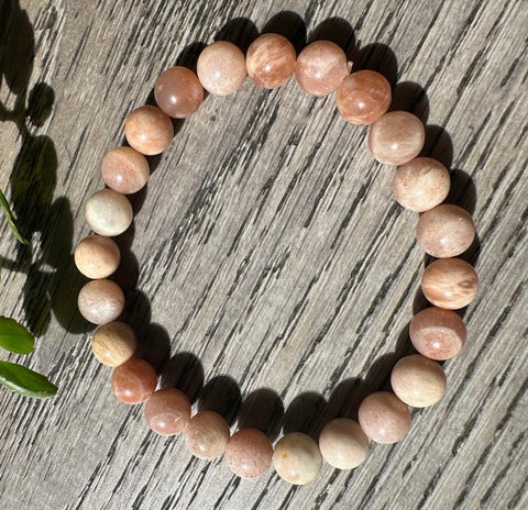 8mm Natural Sunstone Bead Bracelet – Medium - Incense Pro