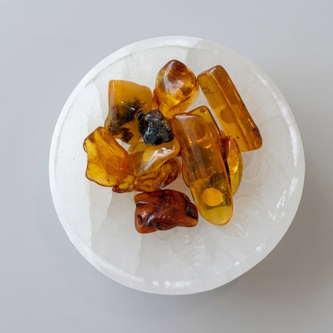 Amber Tumbled Stone - Incense Pro (Image 3)