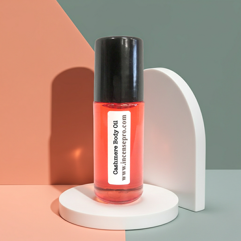 Cashmere Body Oil unisex moisturizing body oil for hydrating dry skin, smoothing texture, and everyday skincare.