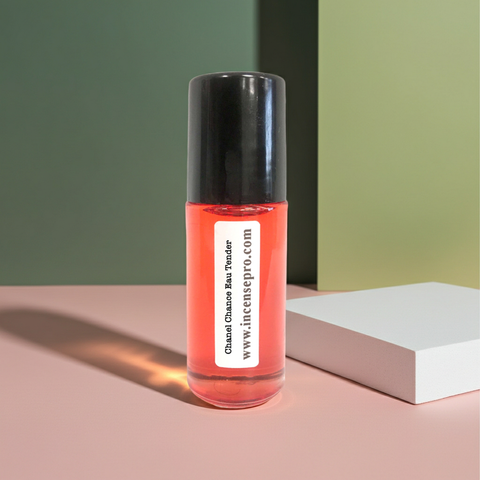 Chance Eau Tendre body oil for women for daily skin nourishment and elegant fragrance layering.