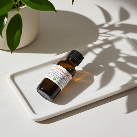Majuma attar oil with a rich, refreshing and traditional fragrance