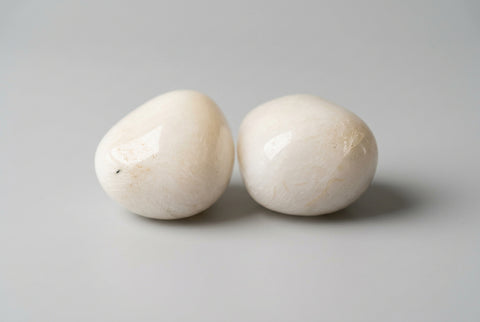 Polished Milky Quartz Stone White Crystal - Incense Pro (Image 2)
