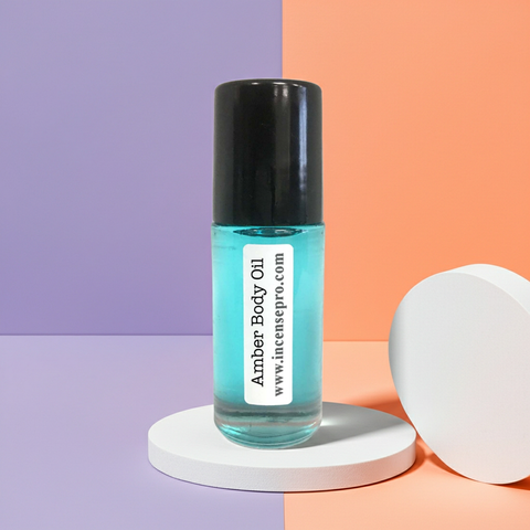 Amber Body Oil unisex oil bottle for daily skin care, softening, and light fragrance wear.