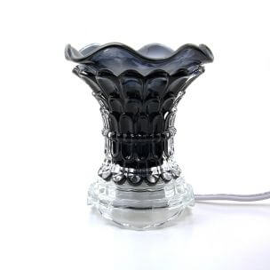 Electric Fragrance Oil Lamp black color for burning oil warming and flameless home fragrance diffusion.